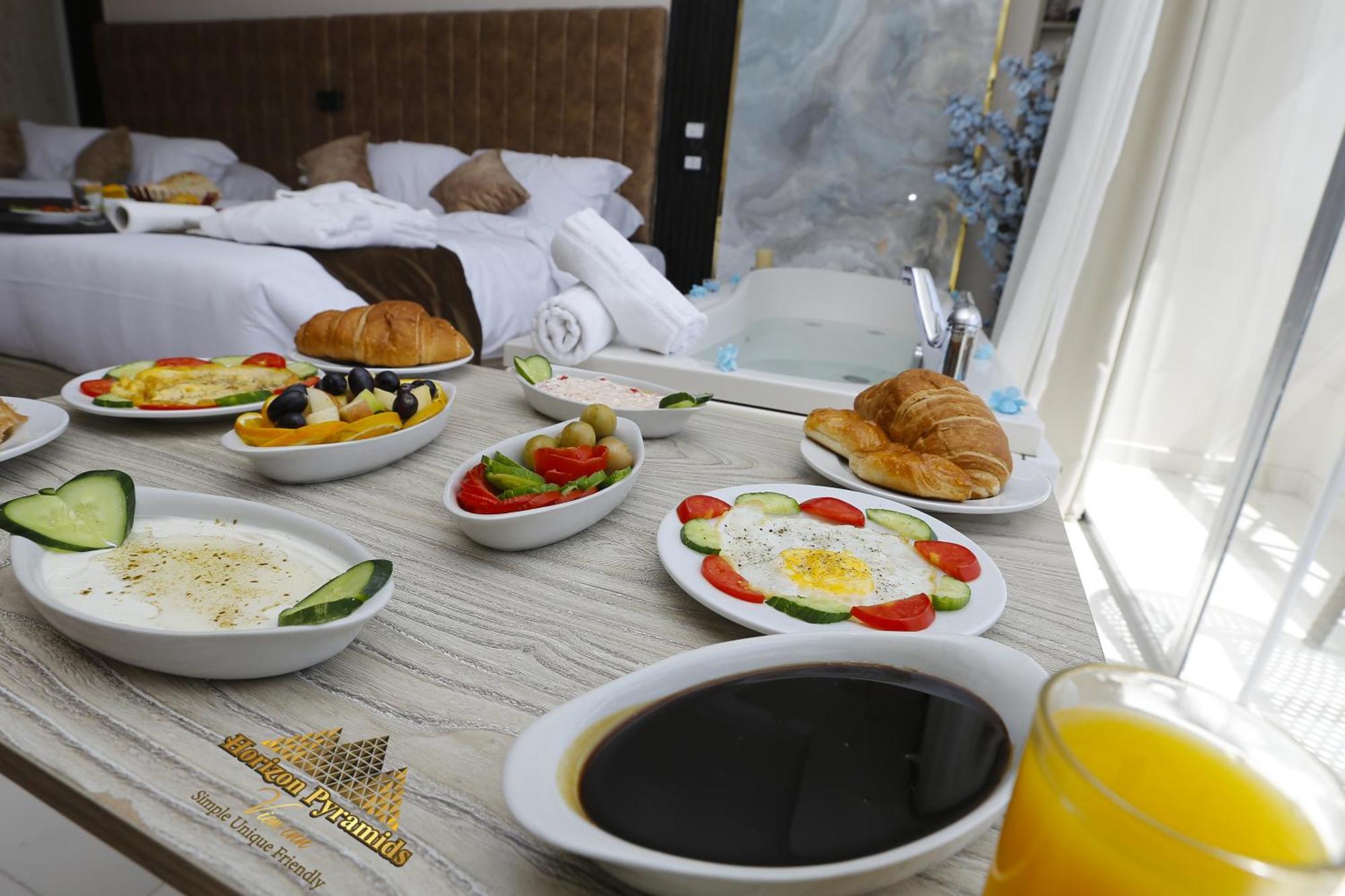 Kafret el-Gabal Horizon Pyramids View Inn מראה חיצוני תמונה